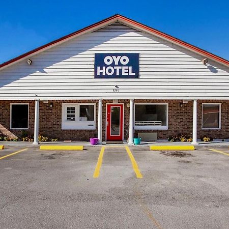 Oyo Hotel Ridgeland East Exteriör bild