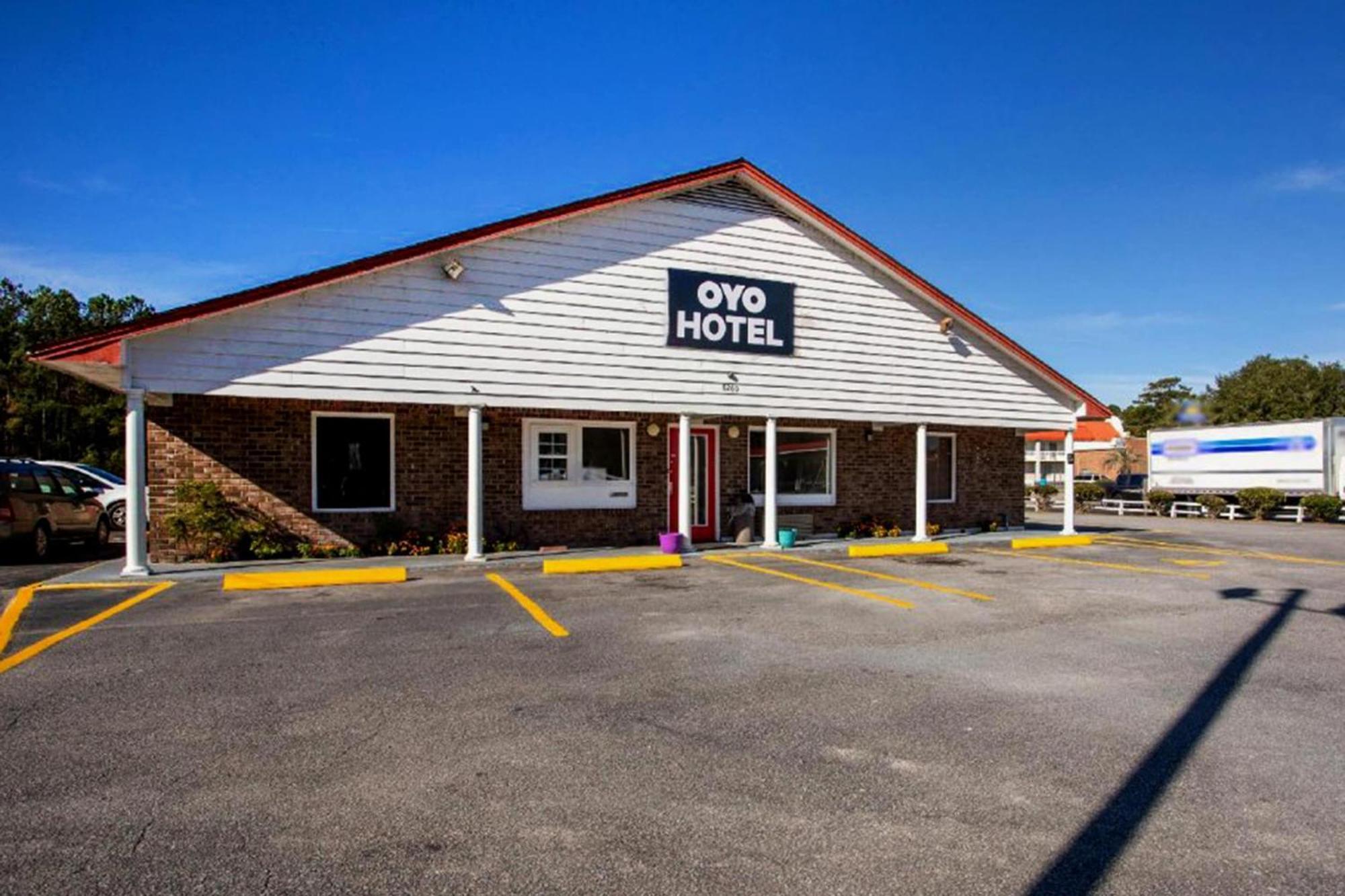 Oyo Hotel Ridgeland East Exteriör bild